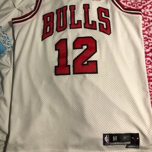 Chicago Bulls Size Medium Jersey